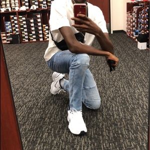 Meet your Posher, Louis